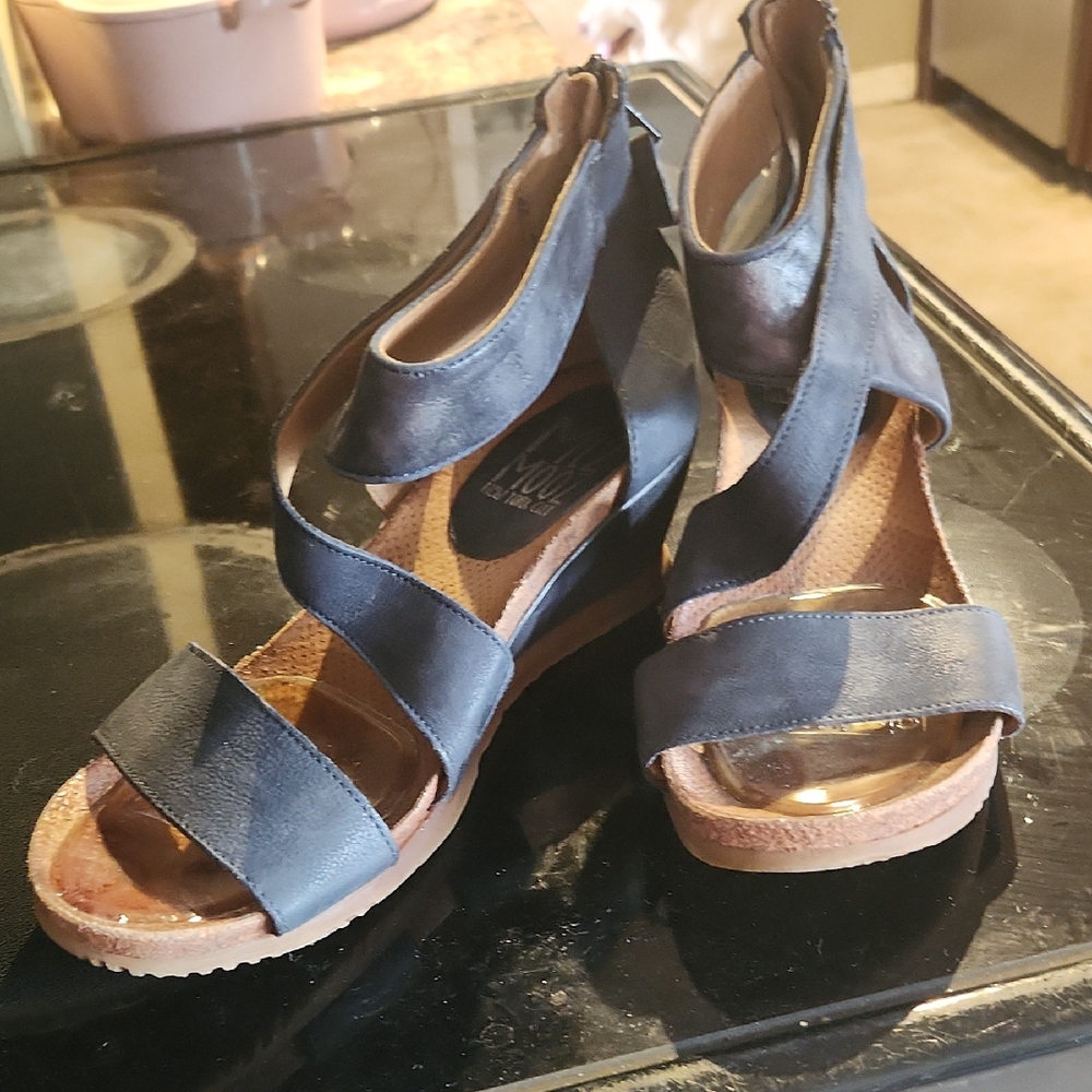 Miz Mooz Midnight Blue Strappy Wedge Sandals - Picture 3 of 3